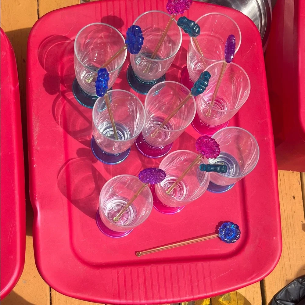 Colorful plastic cup Set with Stir Sticks